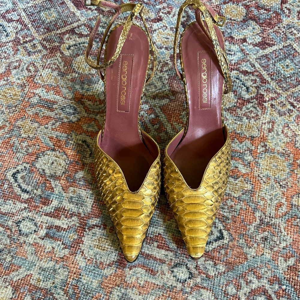 VINTAGE Sergio Rossi Gold Snakeskin Heels